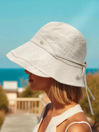 Chapeau crème pour femmes Aurelia – bob d'été en polyester