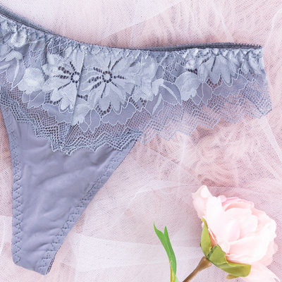 String femme en dentelle grise - Sous-vêtements