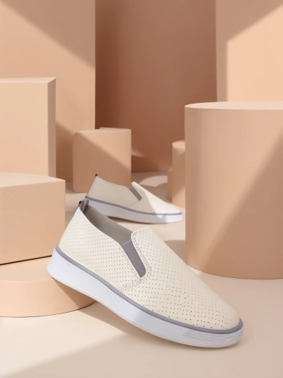 Royalfashion Chaussures de sport perforées pour femmes Musio