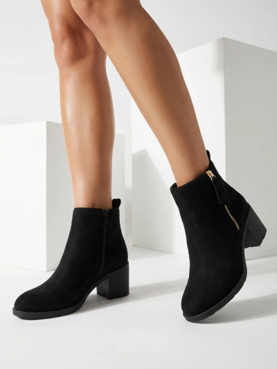 Royalfashion Bottines basses à talon aiguille pour femmes en éco-daim noir Rejerry