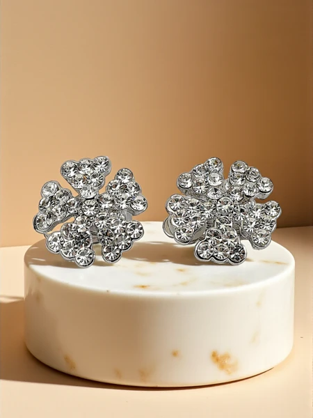 Royalfashion Boucles d'oreilles à clip pour femmes avec zircons