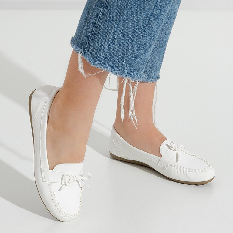 Mocassins blancs pour femmes avec nœud Letisa - Footwear