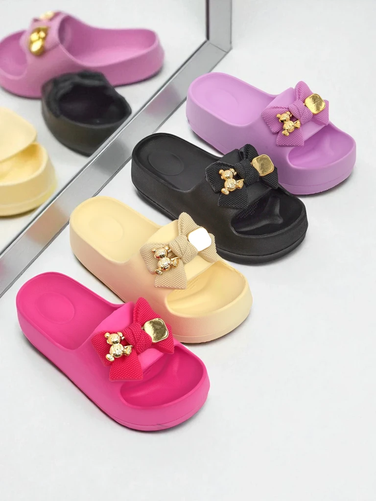 Tongs en caoutchouc pour femmes Royalfashion avec nœud décoratif Alday