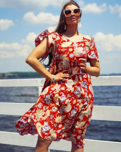 Royalfashion Robe rouge pour femme avec motif floral coloré
