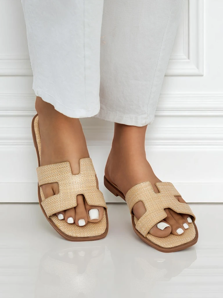 Sandales beiges pour femmes Letizia confortables plates en cuir écologique été