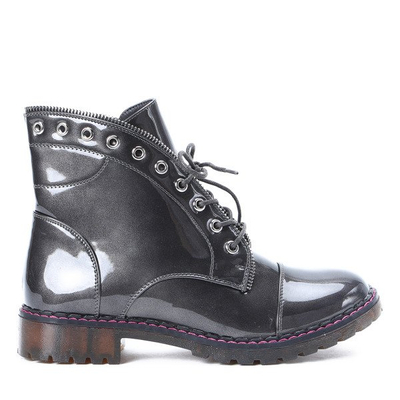 Szare workery lakierowane Leah - Obuwie