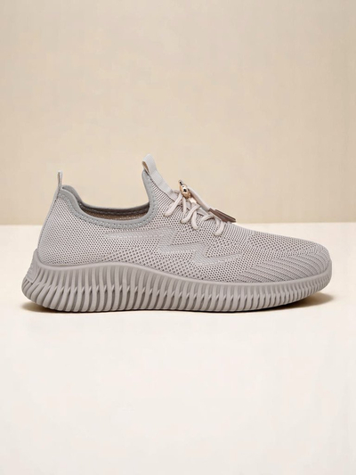 Aurelia Beige Royalfashion – Baskets beiges pour femmes en tissu à lacets