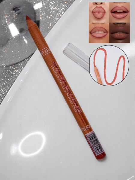 Crayon à lèvres dans la teinte Rosy