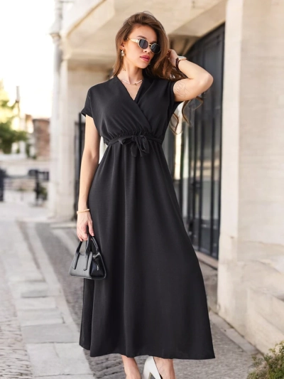 Robe midi Royalfashion pour femmes avec un décolleté enroulé, des manches courtes et une ceinture