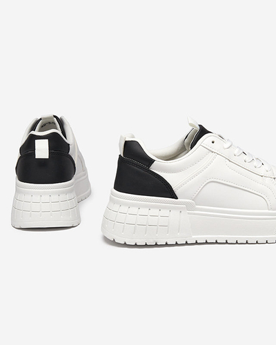 Chaussures de sport en éco-cuir noir et blanc pour femmes sur la plateforme Cerecha - Footwear