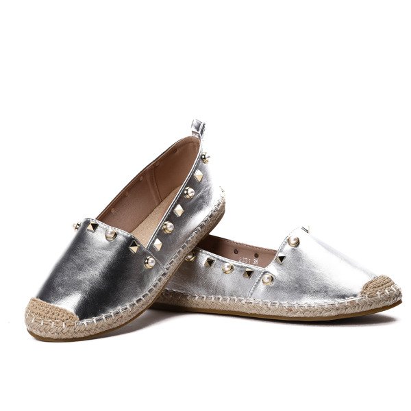 Srebrne, metaliczne espadryle Xavien - Obuwie