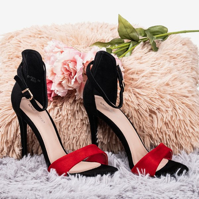 Sandales pour femmes noires et rouges sur un talon haut Gold Rush - Chaussures 1