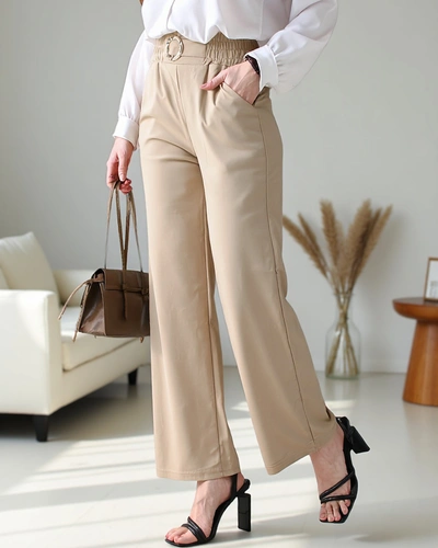 Pantalons larges pour femmes Royalfashion avec une boucle décorative