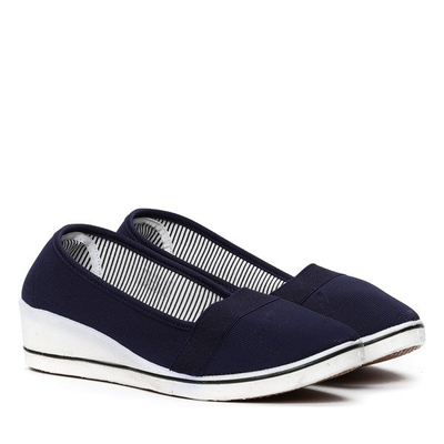 Granatowe slip-on na koturnie Serena- Obuwie