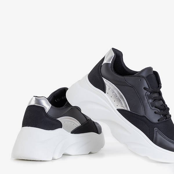 OUTLET Chaussures de sport pour femmes noires sur la plateforme Minervina - Footwear