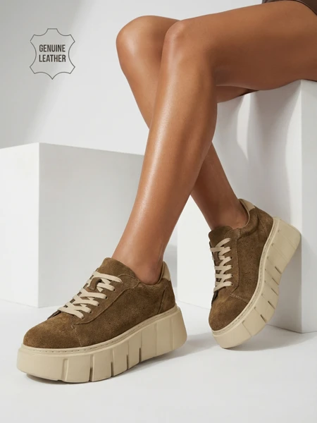 Baskets de sport pour femmes en cuir naturel Eller