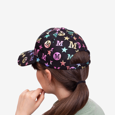 Casquette femme noire avec visière et lettres multicolores - Accessoires