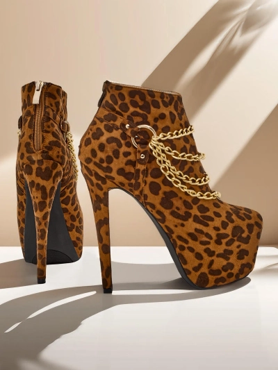Bottines pour femme Royalfashion sur un talon aiguille Damesse