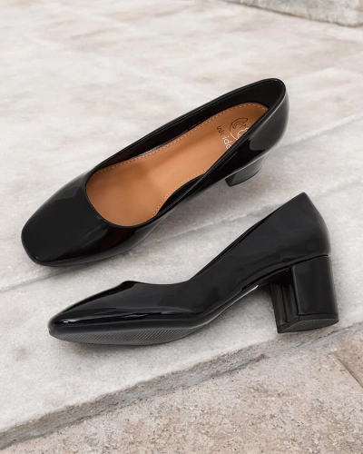 Escarpins à talons bas pour femmes de Royalfashion Penoi