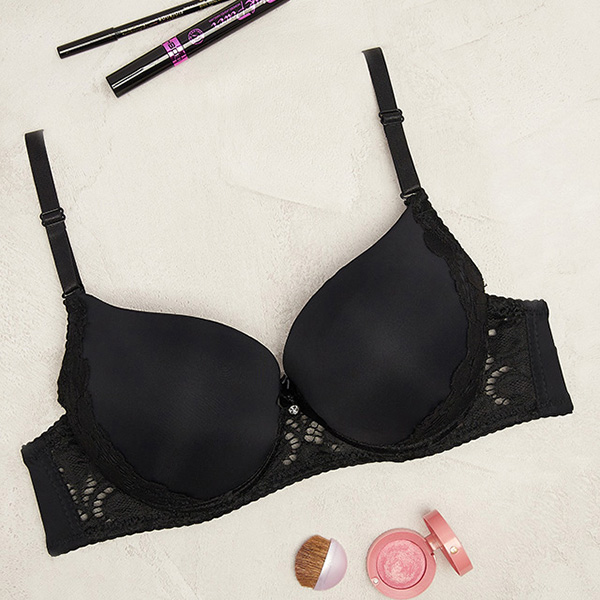 Soutien-gorge en dentelle Smooth pour femmes en noir - Sous-vêtements