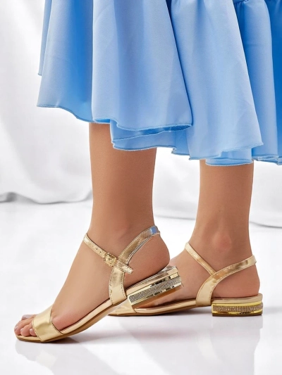 Sandales Royalfashion pour femmes avec une semelle plate Aronies