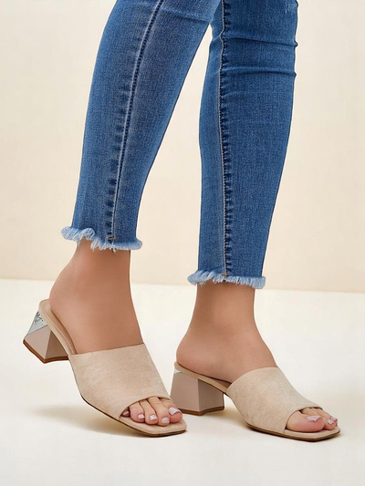 Mules pour femmes Royalfashion avec talons décoratifs Vollatie