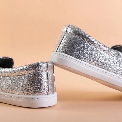 OUTLET Enfant à enfiler argenté avec un nœud Cintia - Chaussures