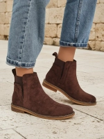 Marron foncé