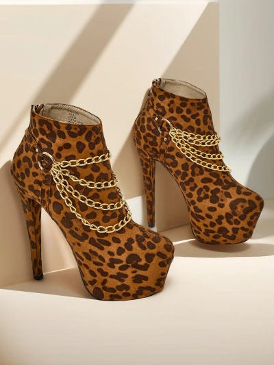 Bottines pour femme Royalfashion sur un talon aiguille Damesse