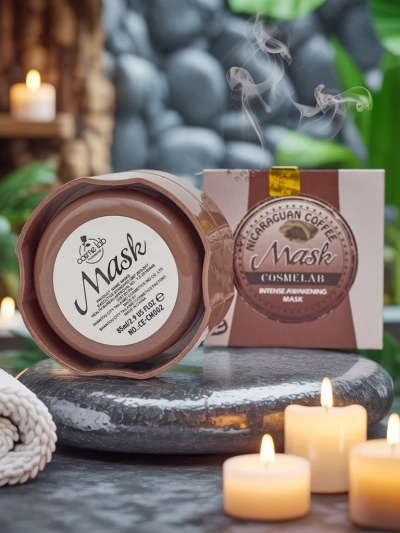Masque visage au café – hydrate et régénère la peau