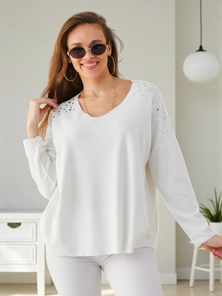 Pull en viscose fin pour femme Royalfashion avec des strass sur les épaules