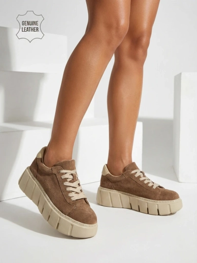 Baskets de sport pour femmes en cuir naturel Eller