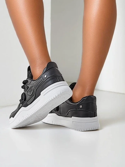 Baskets sportives Royalfashion pour femmes sur une semelle épaisse Uanes
