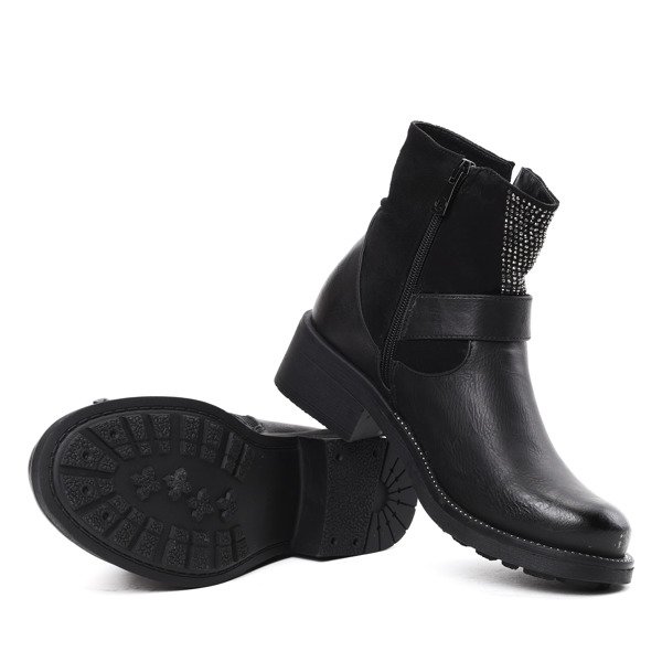 Czarne workery z gwiazdkami Crystal Snow - Obuwie