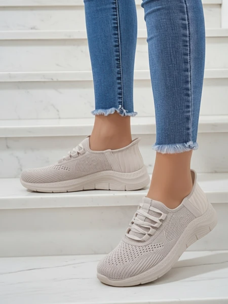 Royalfashion Chaussures de sport à enfiler en tissu pour femmes Arrate