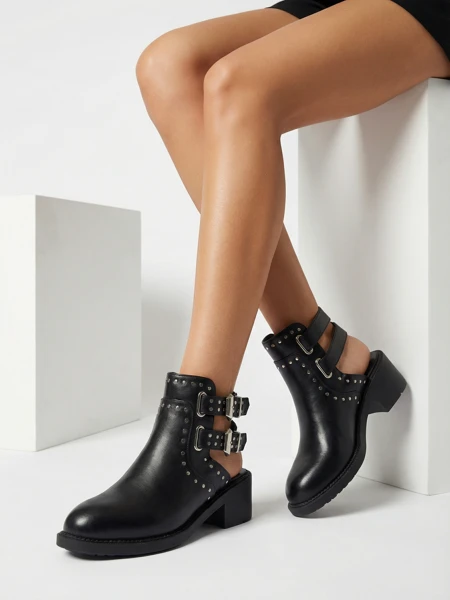 Bottes pour femmes noires avec découpes Dlagona- Footwear