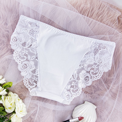 Culotte femme blanche avec dentelle - Sous-vêtements