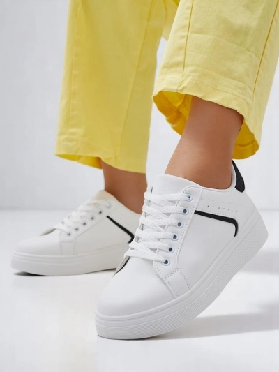 Baskets de sport pour femmes Royalfashion sur semelles épaisses Uensi