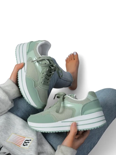 Royalfashion Baskets de sport pour femmes sur plateforme Revisitées