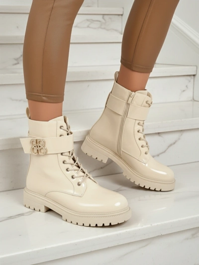 Bottines beiges Ariadne en cuir écologique avec fermeture éclair, bout rond et élégant