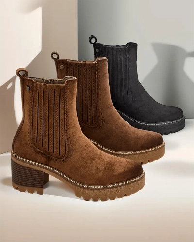 Royalfashion Bottes pour femmes en éco-daim sur un poteau par Segiag