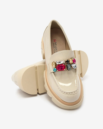 Royalfashion Mocassins crème laqués avec pierres colorées Sarin