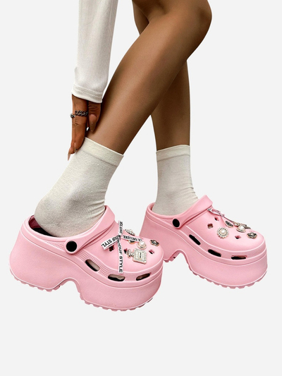 Tongs en caoutchouc Royalfashion pour femmes avec décorations Dellos