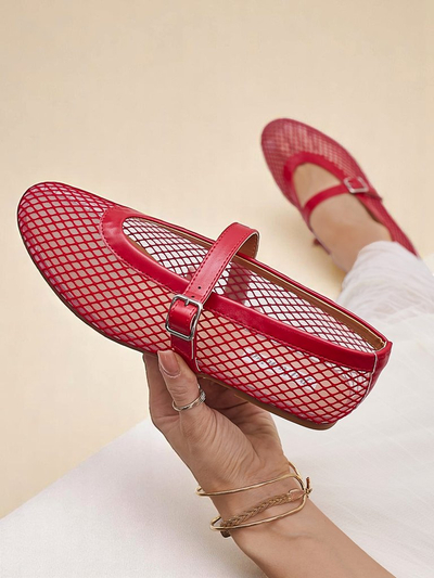 Royalfashion Ballerines ajourées pour femmes avec bride Naommi