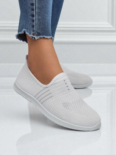 Slip-ons pour femmes blanches en tissu Callisto - chaussures légères pour le printemps et l'été