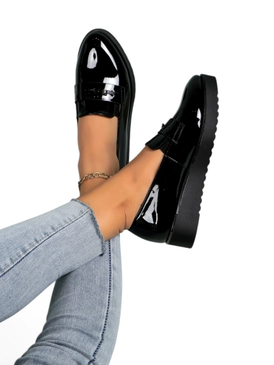 Mocassins en cuir verni pour femmes Royalfashion Arefel