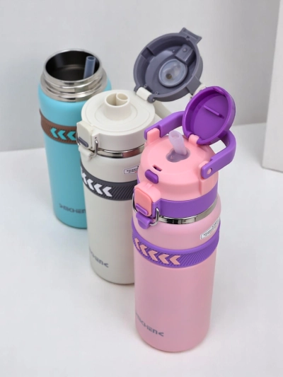 Mug thermique Royalfashion bouteille d'eau avec un bec verseur et une poignée Sports Experts