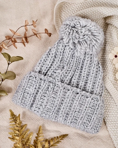 Royalfashion Bonnet tricoté pour femmes avec pompon
