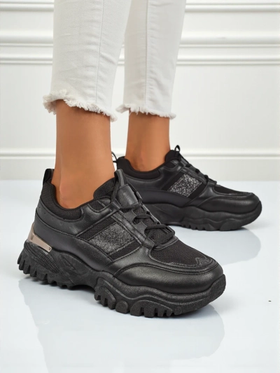 Baskets pour femmes Arete Nero à semelle plate en cuir écologique