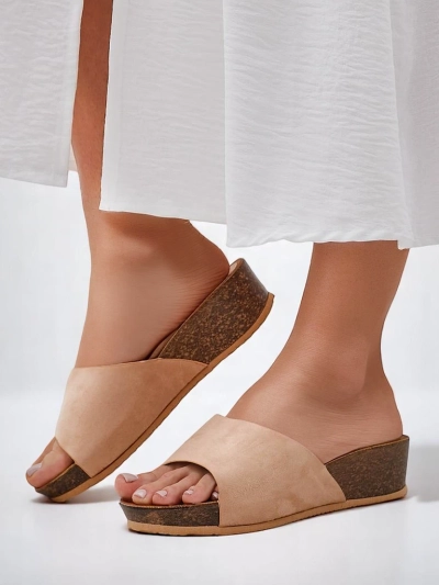 Sandales pour femmes Royalfashion sur une petiteplateforme Maderas